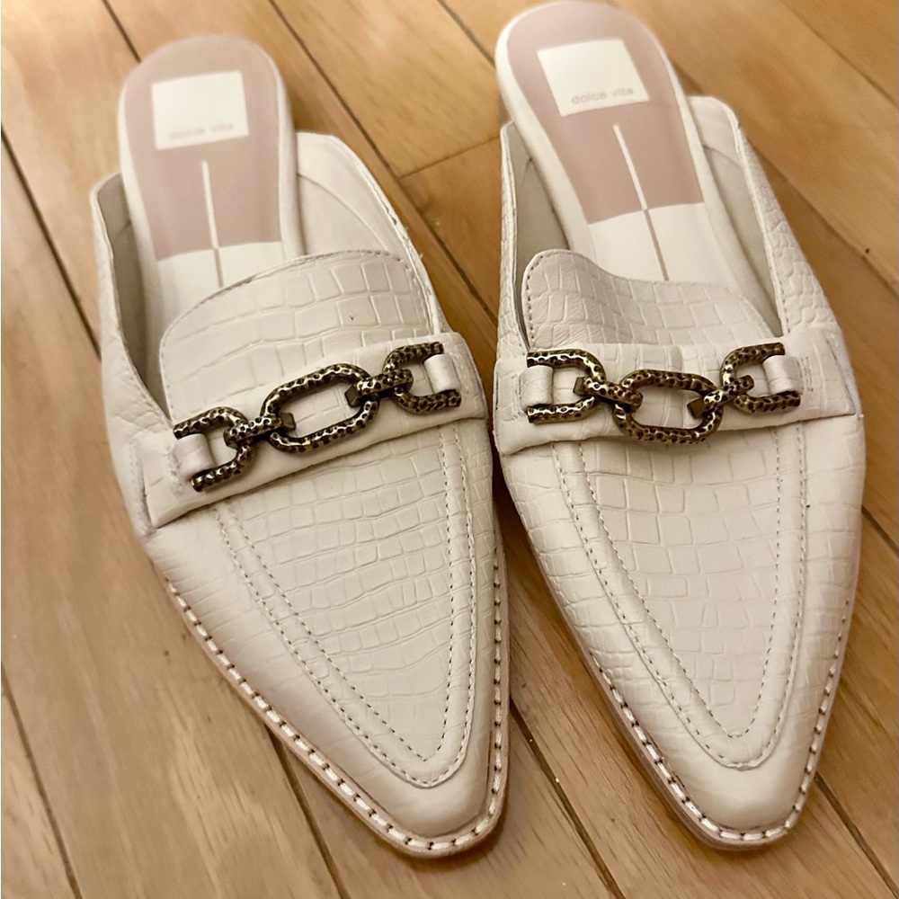 Dolce vita Women’s Sidon Mules - Ivory Embossed Leather